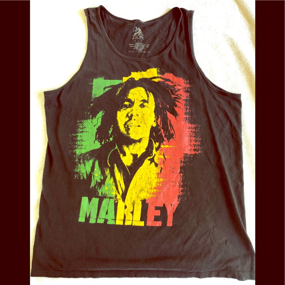 Vintage Bob Marley tank t-shirt. Very good cond.